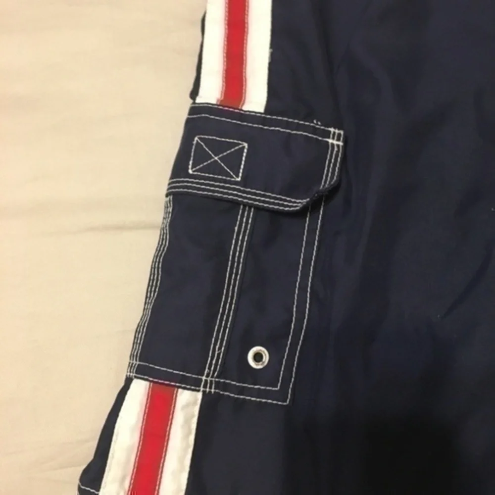 Old Navy Boys size small 6/7 swim trunks